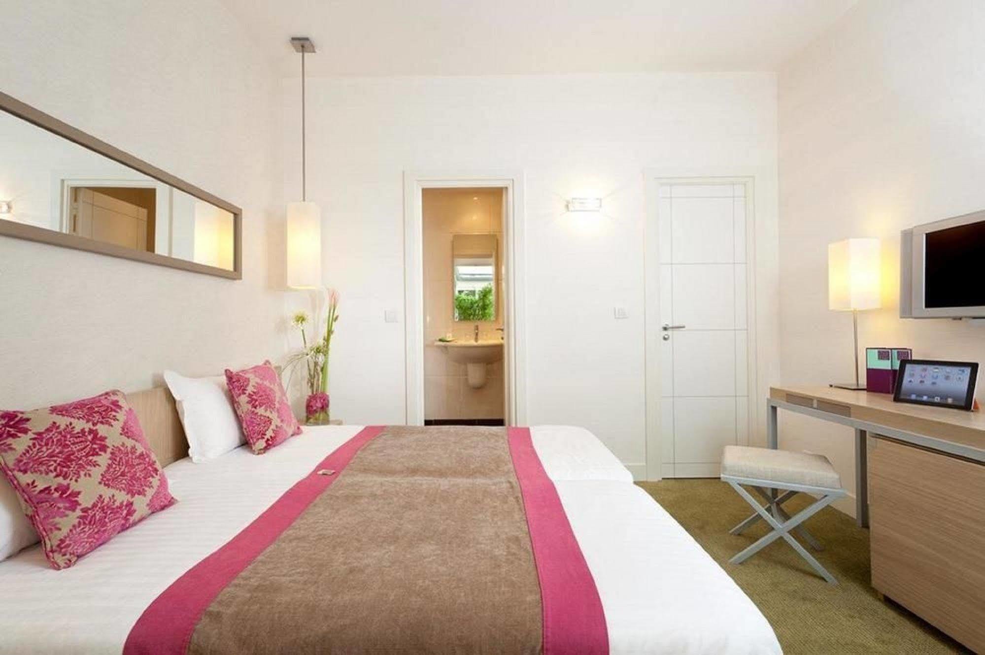 Hotel Le Marceau Bastille 4*